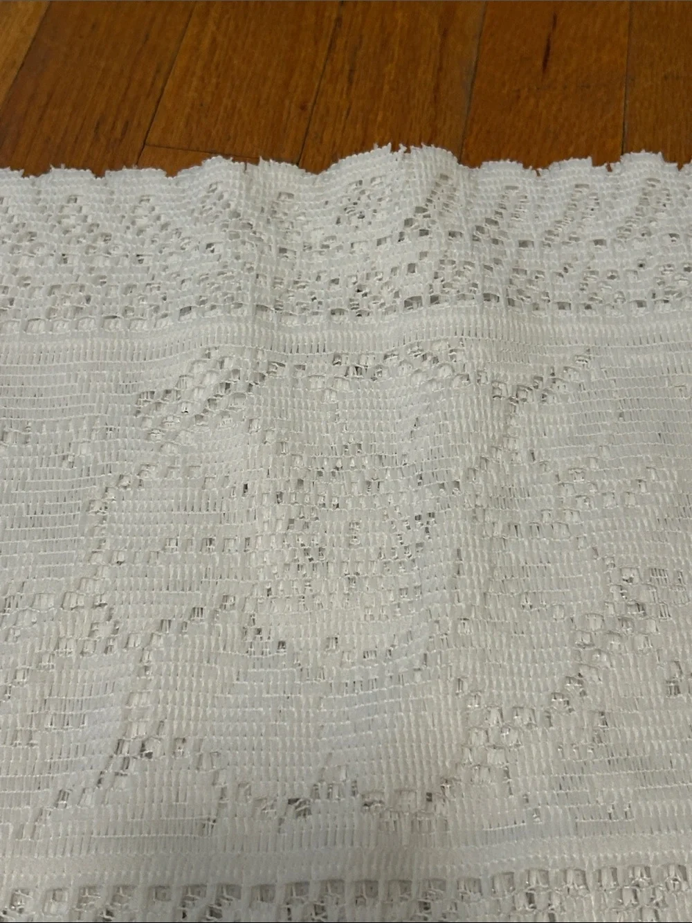 White Crochet placemats - Unbranded